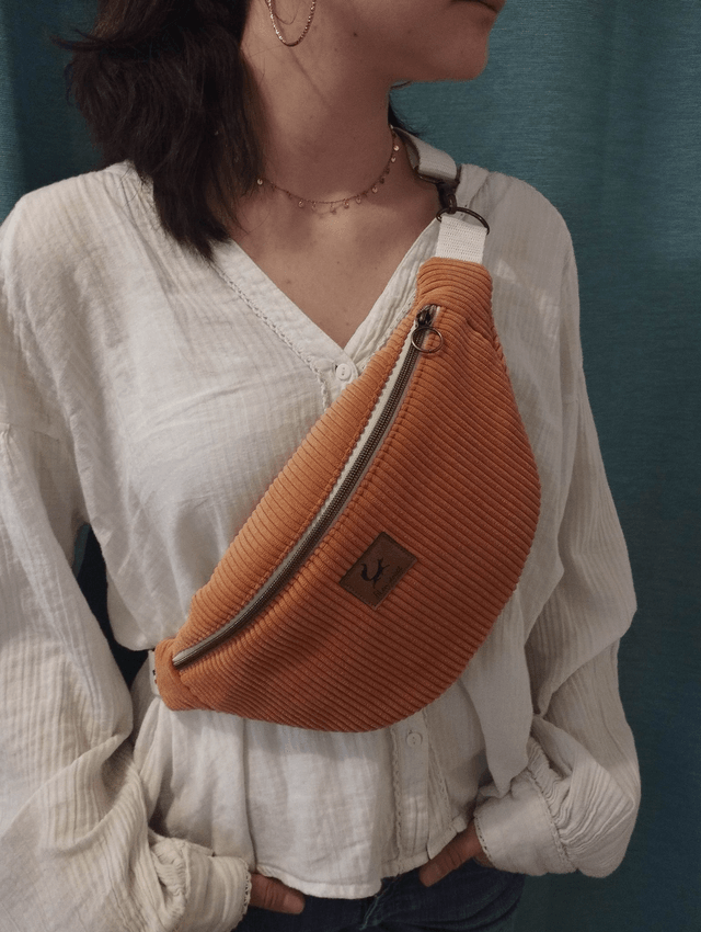 Sac banane en velours côtelé - Rouille