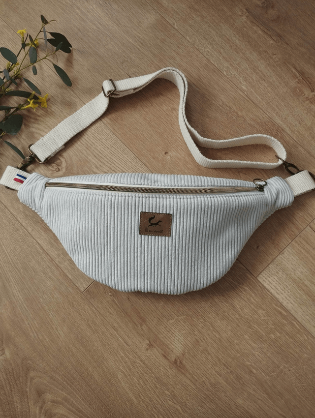 Sac banane en velours côtelé - Crème