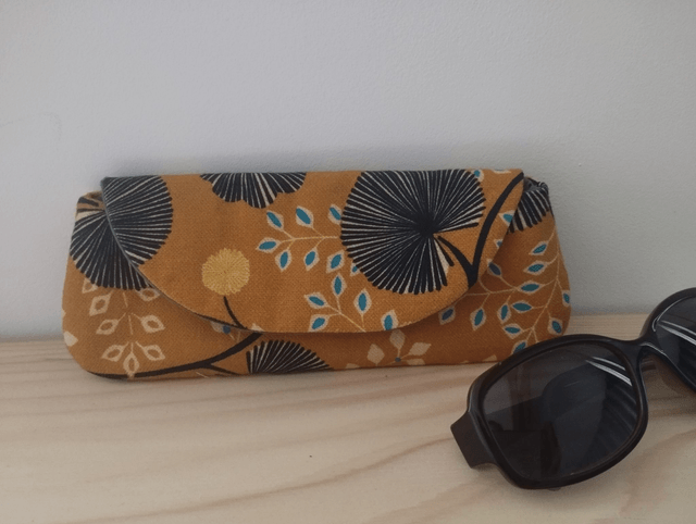 Etui à lunettes
