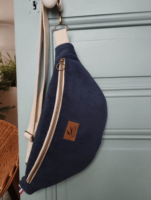 Sac banane en velours côtelé - Bleu denim