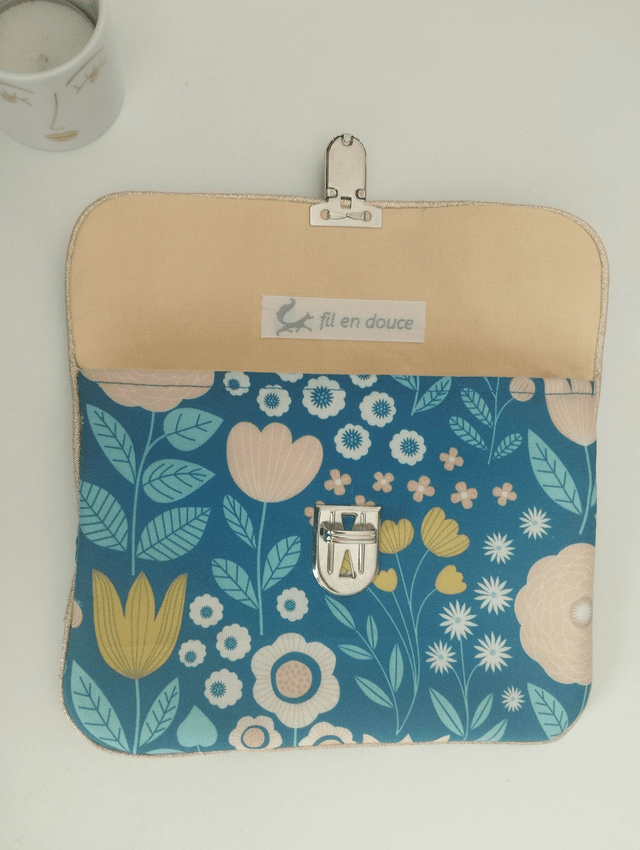 Pochette Emilie